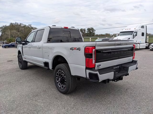 2026 Avalanche Ford Super Duty F-250 SRW Platinum 4X4 Truck