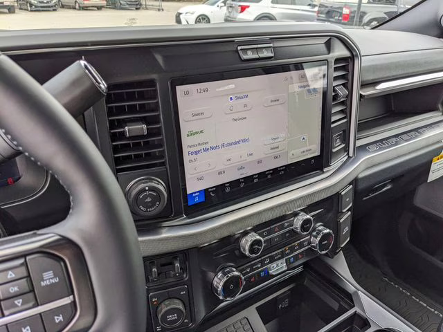 2026 Star White Metallic Tri-Coat Ford Super Duty F-250 SRW Platinum 4X4 Truck