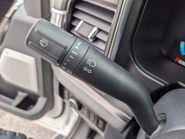 2026 Star White Metallic Tri-Coat Ford Super Duty F-250 SRW Platinum 4X4 Truck