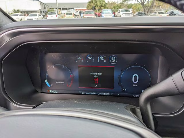 2026 Star White Metallic Tri-Coat Ford Super Duty F-250 SRW Platinum 4X4 Truck