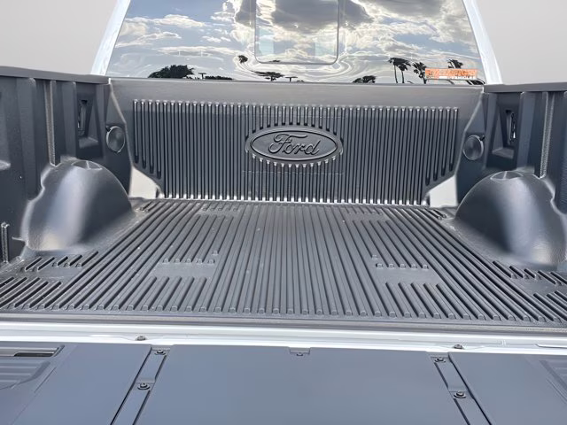 2026 Avalanche Ford F-150 XLT 4X4 Truck