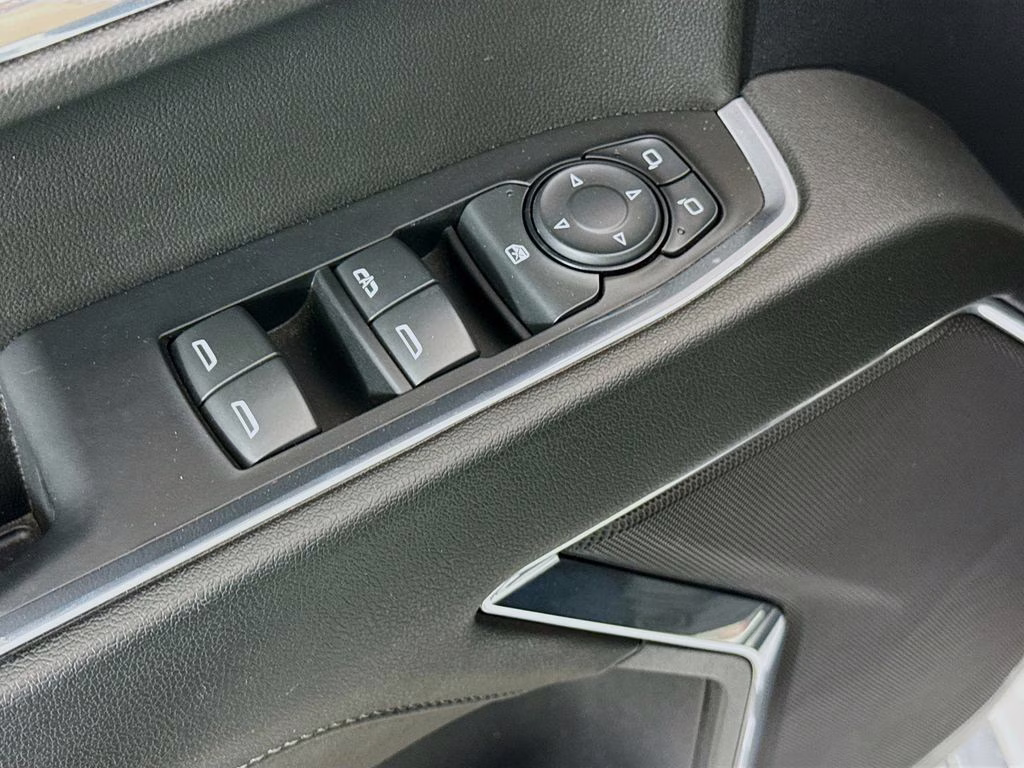 2024 Summit White Chevrolet Silverado 1500 LT 4X4 Truck