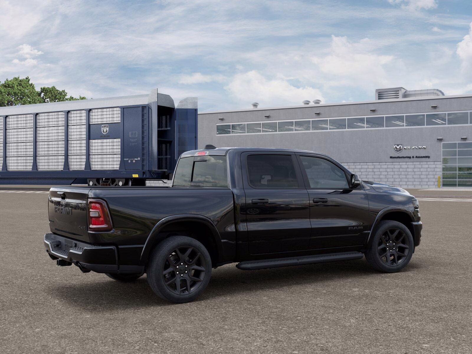 2026 Diamond Black Crystal Pearl Coat Ram 1500 1500 Laramie Crew Cab 4x4 5'7' Box 4X4 Truck