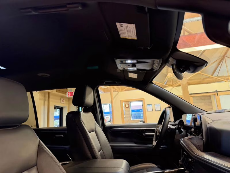 2025 Chevrolet Tahoe Z71 Sport Utility 4D 4X4