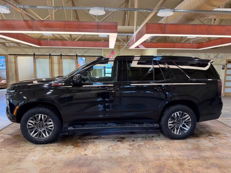 2025 Chevrolet Tahoe Z71 Sport Utility 4D 4X4