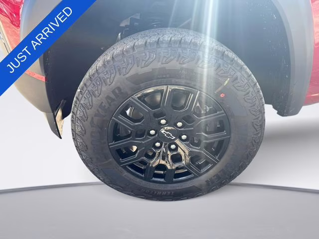 2026 Radiant Red Tintcoat Chevrolet Colorado Trail Boss 4X4 Truck