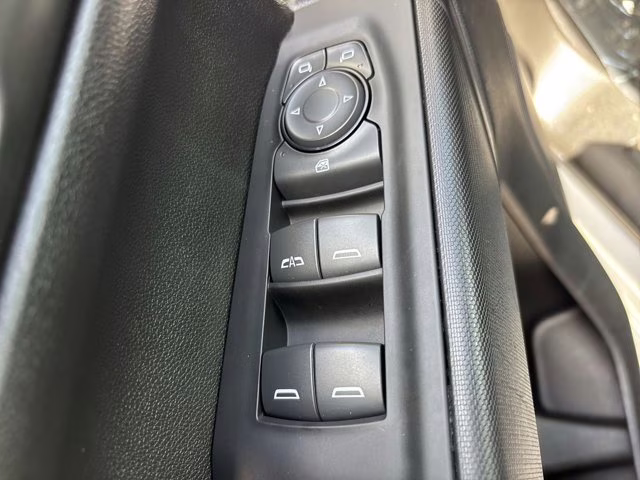 2024 Summit White Chevrolet Silverado 1500 Custom 4X4 Truck