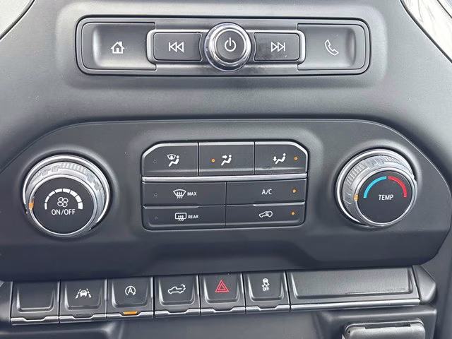 2024 Summit White Chevrolet Silverado 1500 Custom 4X4 Truck