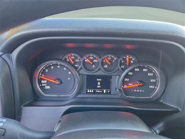 2024 Summit White Chevrolet Silverado 1500 Custom 4X4 Truck