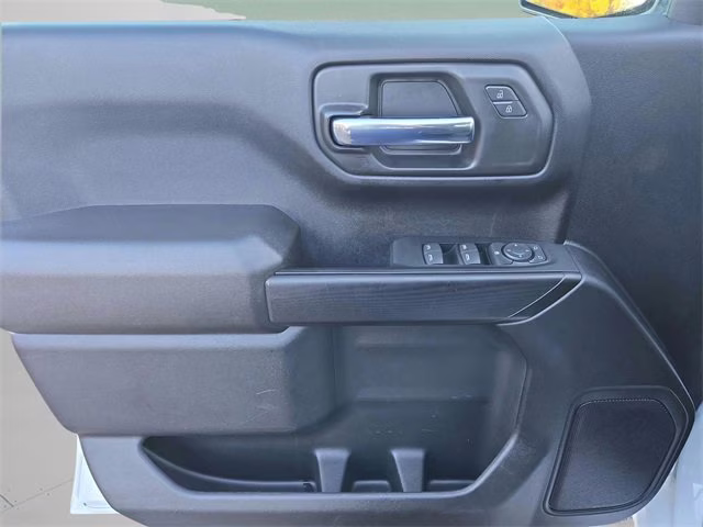 2024 Summit White Chevrolet Silverado 1500 Custom 4X4 Truck