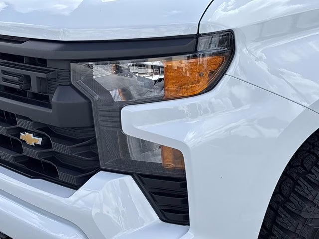 2024 Summit White Chevrolet Silverado 1500 Custom 4X4 Truck