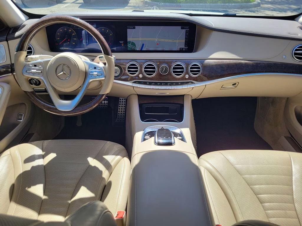 2019 designo Diamond White Metallic Mercedes-Benz S-Class S 560 RWD Sedan