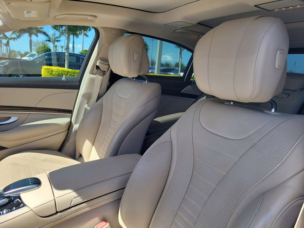 2019 designo Diamond White Metallic Mercedes-Benz S-Class S 560 RWD Sedan