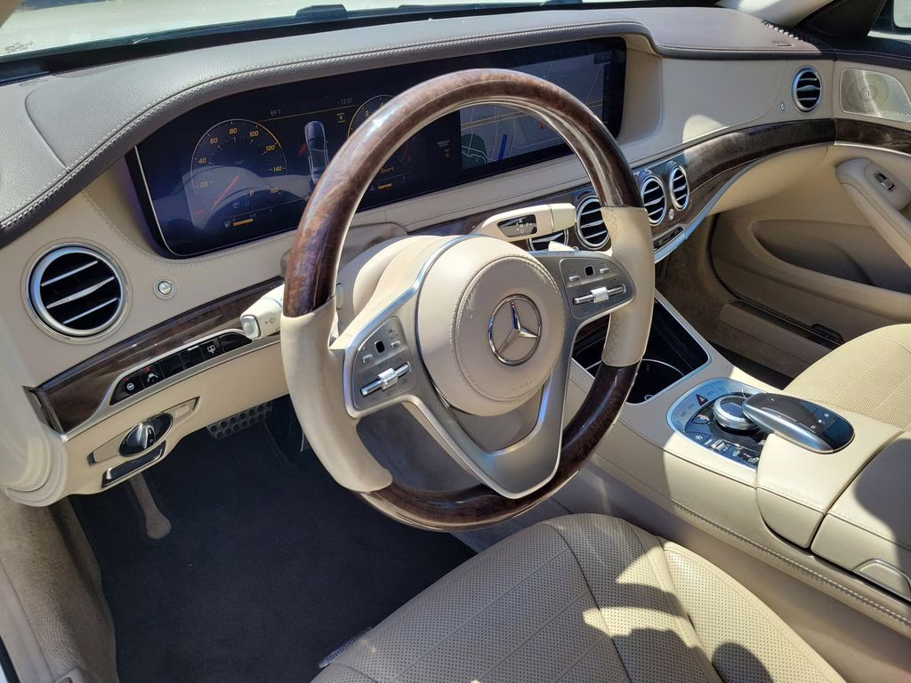 2019 designo Diamond White Metallic Mercedes-Benz S-Class S 560 RWD Sedan