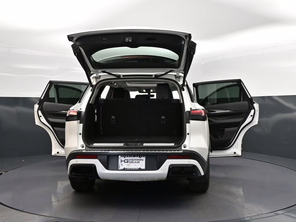 2023 Majestic INFINITI QX60 LUXE FWD SUV