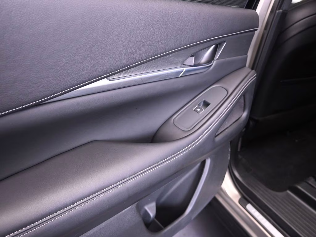 2023 Titanium INFINITI QX60 LUXE FWD SUV