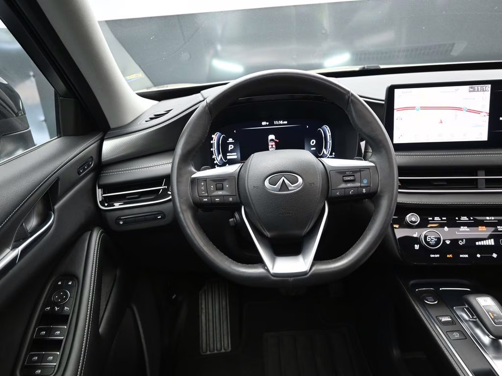 2023 Titanium INFINITI QX60 LUXE FWD SUV