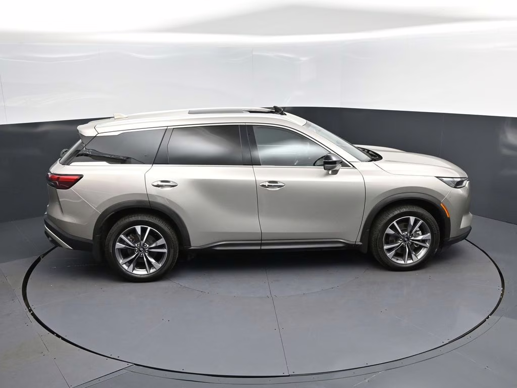 2023 Titanium INFINITI QX60 LUXE FWD SUV