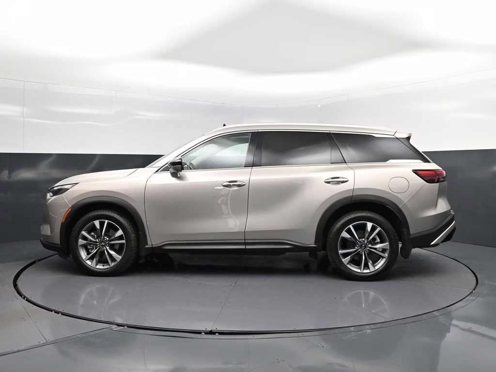 2023 Titanium INFINITI QX60 LUXE FWD SUV