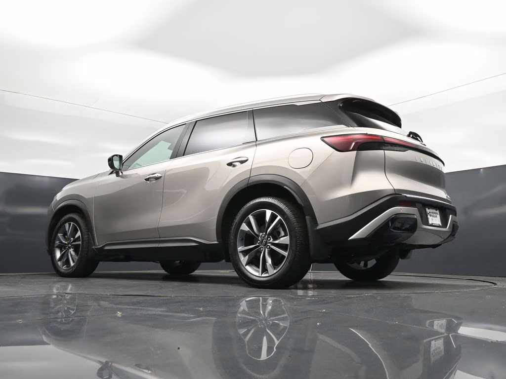 2023 Titanium INFINITI QX60 LUXE FWD SUV
