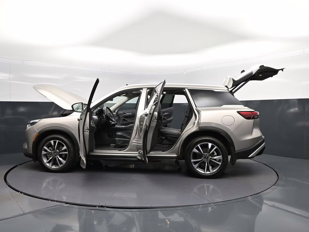 2023 Titanium INFINITI QX60 LUXE FWD SUV