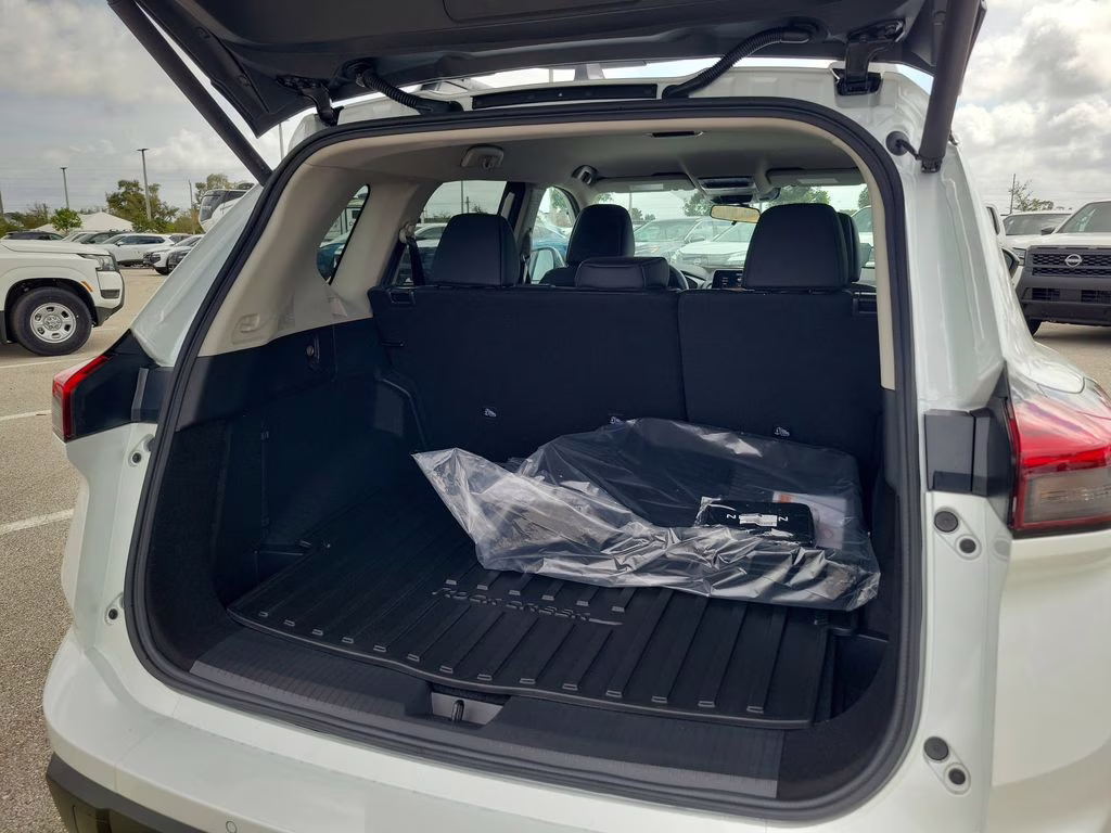 2026 Everest White Pearl Tricoat Nissan Rogue Rock Creek AWD SUV