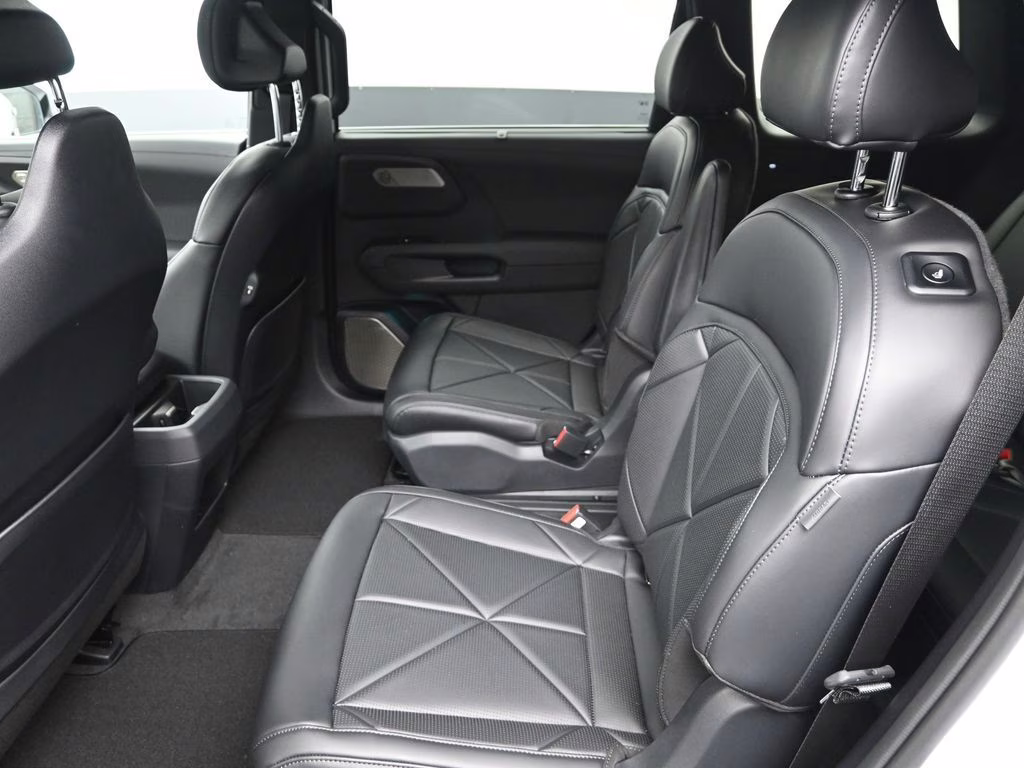 2027 Glacial White Pearl Kia Telluride Hybrid SX FWD SUV