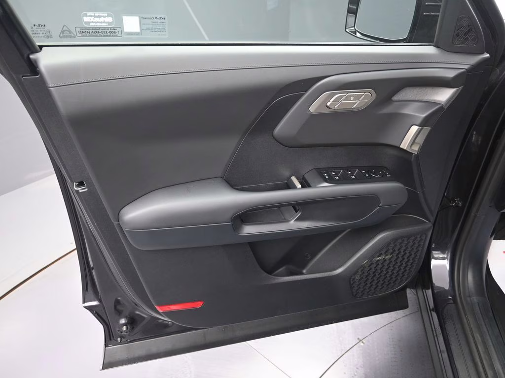 2027 Panthera Metal Kia Telluride S FWD SUV