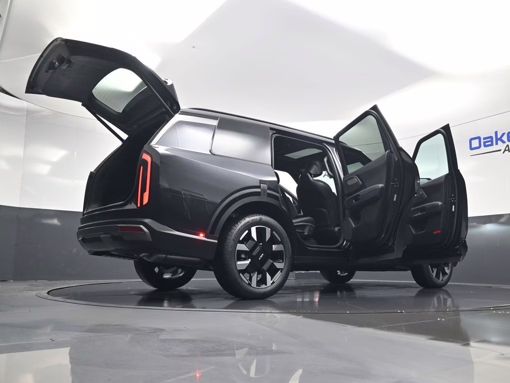 2027 Panthera Metal Kia Telluride S FWD SUV