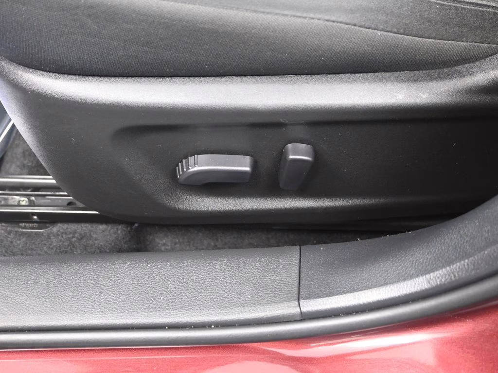 2025 Garnet Pearl Metallic Nissan Altima 2.5 SV FWD Sedan