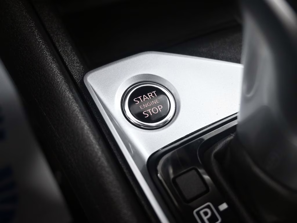 2025 Garnet Pearl Metallic Nissan Altima 2.5 SV FWD Sedan
