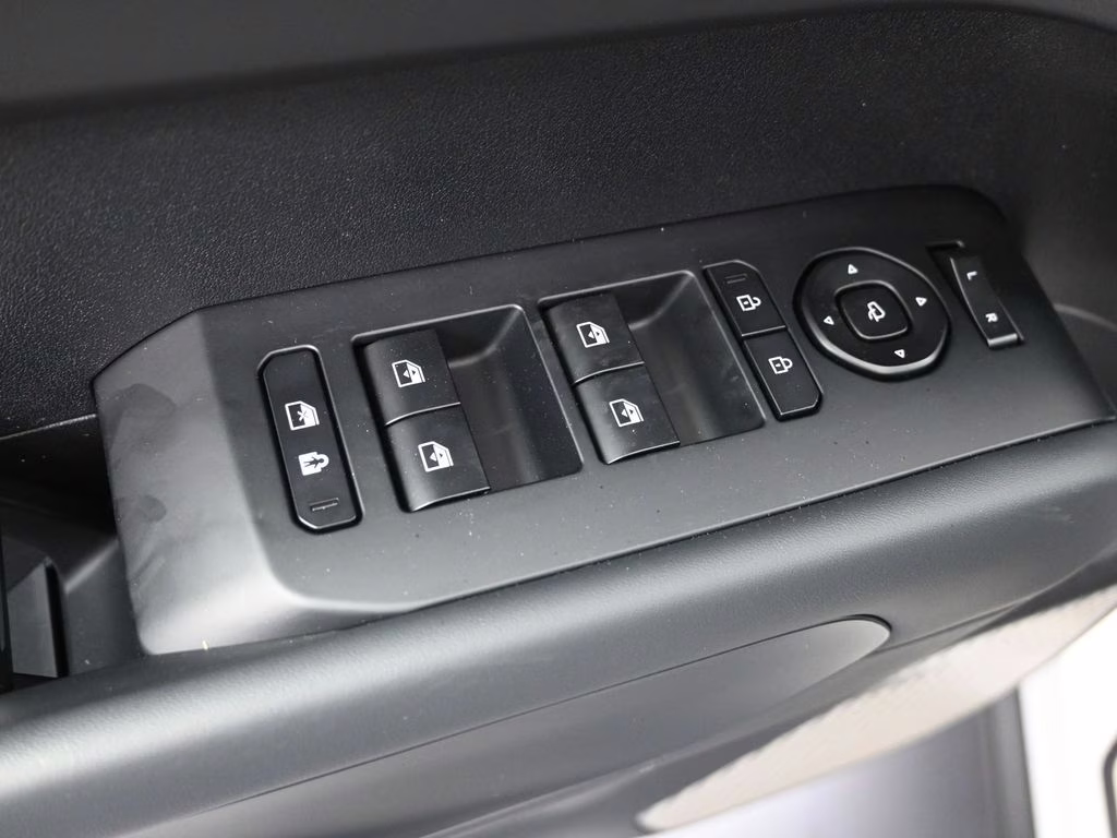 2027 Glacial White Pearl Kia Telluride Hybrid SX FWD SUV