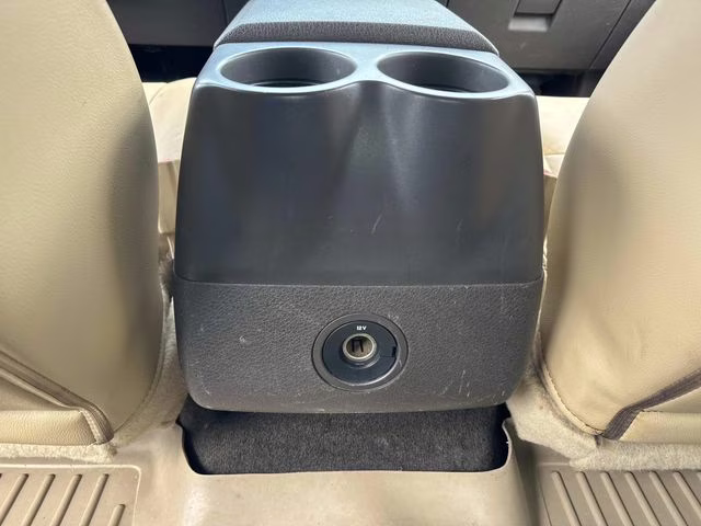 2014 Oxford White Ford F-150 XLT 4X4 Truck