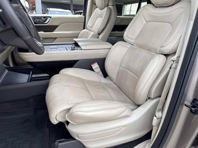 2019 Mocha Lincoln Navigator Reserve 4X4 SUV