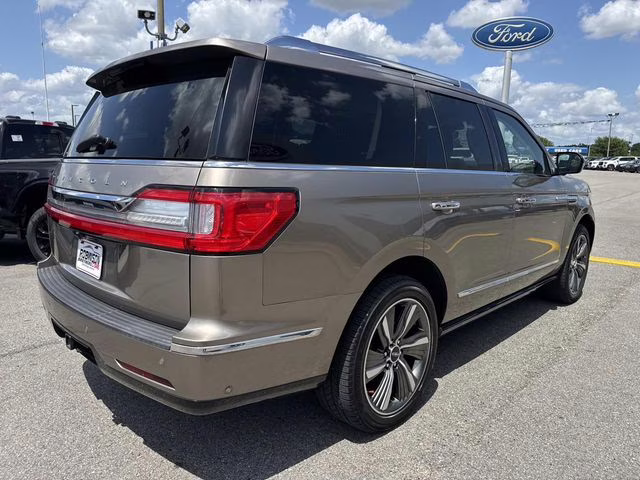 2019 Mocha Lincoln Navigator Reserve 4X4 SUV