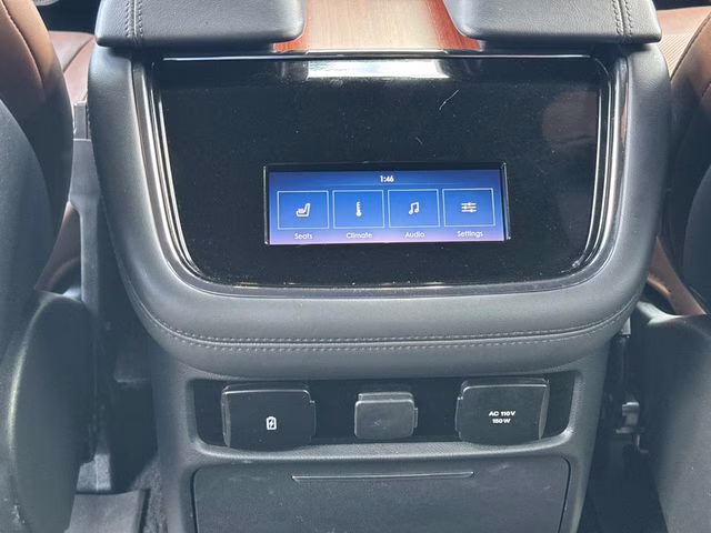 2024 White Metallic Lincoln Navigator L Reserve 4X4 SUV