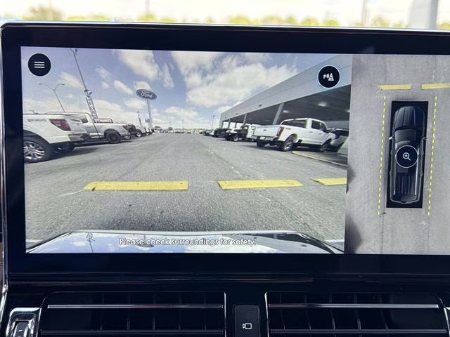 2024 White Metallic Lincoln Navigator L Reserve 4X4 SUV