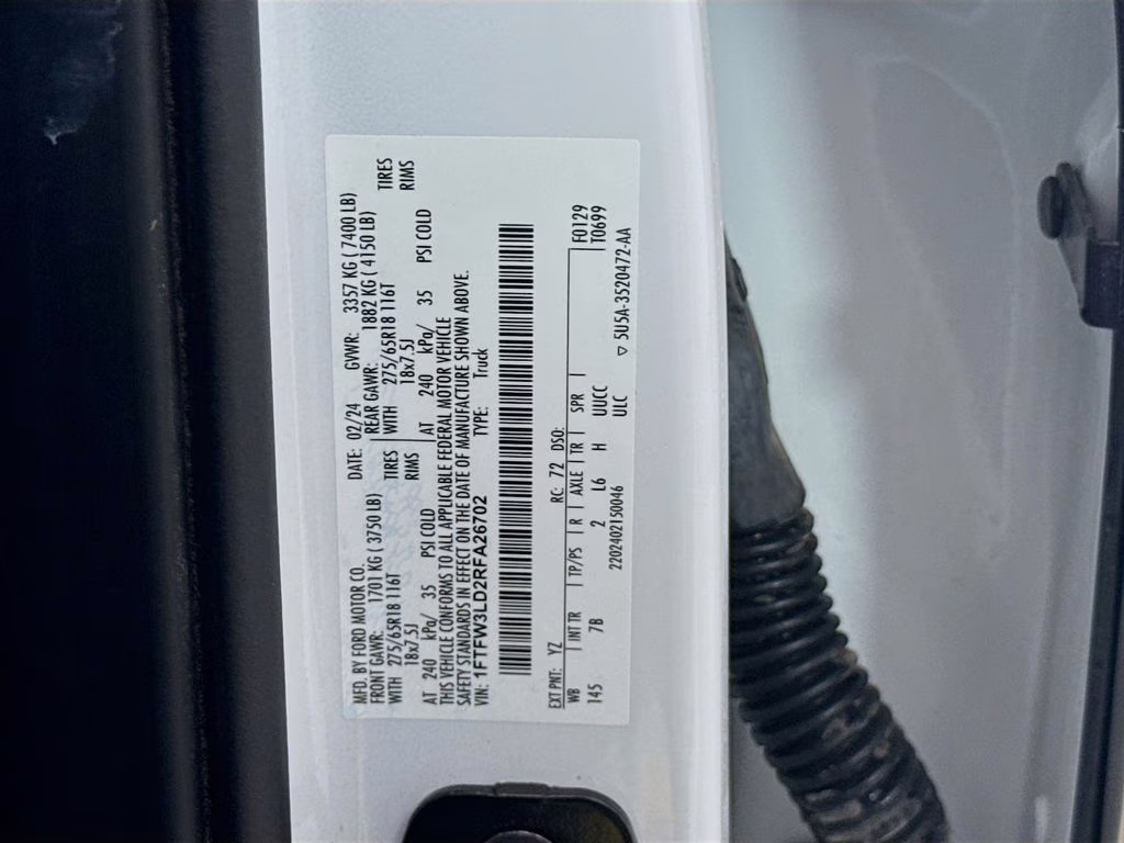 2024 Oxford White Ford F-150 XLT 4X4 Truck