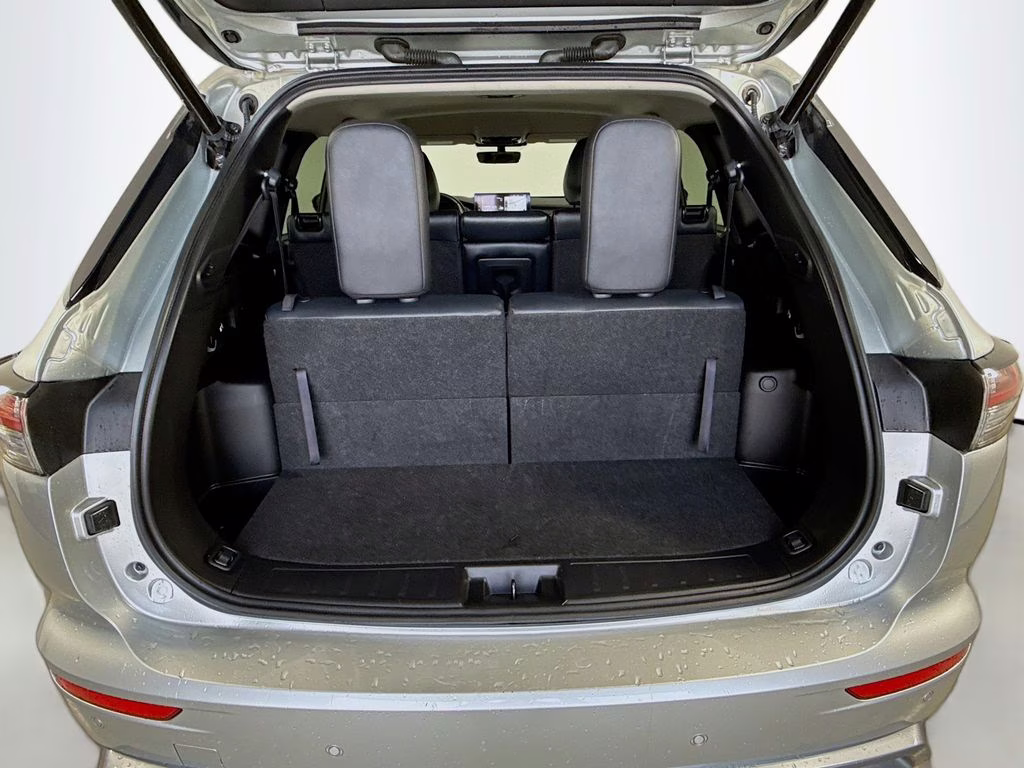 2025 Silver Mitsubishi Outlander SE AWD SUV