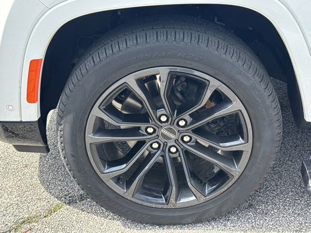 2024 Bright White Clearcoat Jeep Grand Wagoneer Series II Obsidian 4X4 SUV