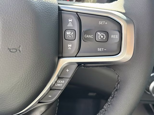 2026 Diamond Black Crystal Pearlcoat Ram 1500 Big Horn RWD Truck