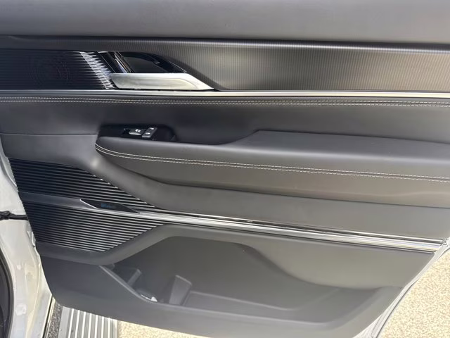 2024 Bright White Clearcoat Jeep Grand Wagoneer Series II Obsidian 4X4 SUV