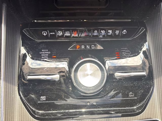 2024 Bright White Clearcoat Jeep Grand Wagoneer Series II Obsidian 4X4 SUV