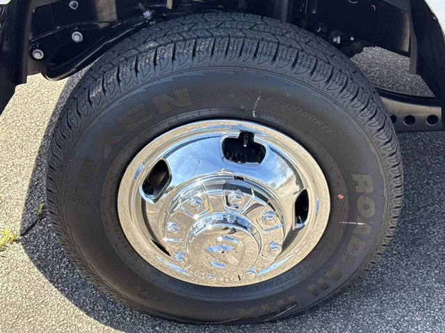 2026 Bright White Clearcoat Ram 3500 Tradesman 4X4 Truck