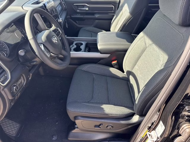 2026 Diamond Black Crystal Pearlcoat Ram 1500 Big Horn RWD Truck