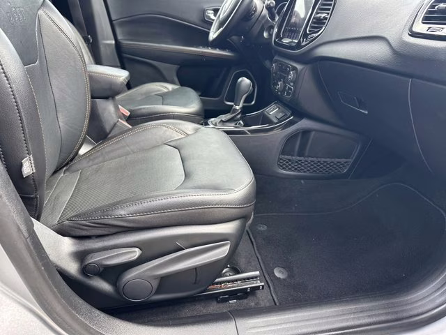 2019 Billet Silver Metallic Clearcoat Jeep Compass Limited FWD SUV