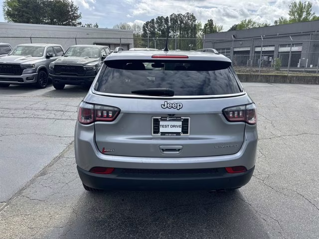 2019 Billet Silver Metallic Clearcoat Jeep Compass Limited FWD SUV