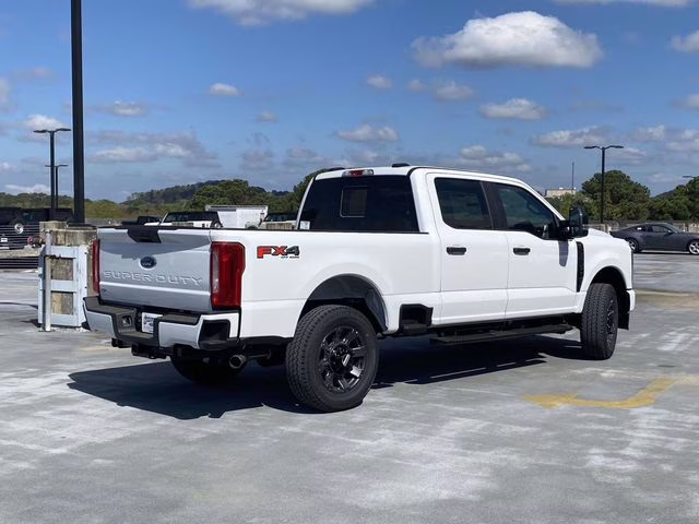 2026 Oxford White Ford Super Duty F-250 SRW XL 4X4 Truck