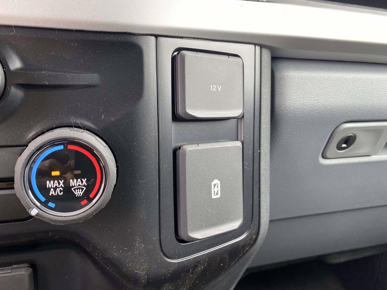 2026 Black Ford Super Duty F-250 SRW XL 4X4 Truck