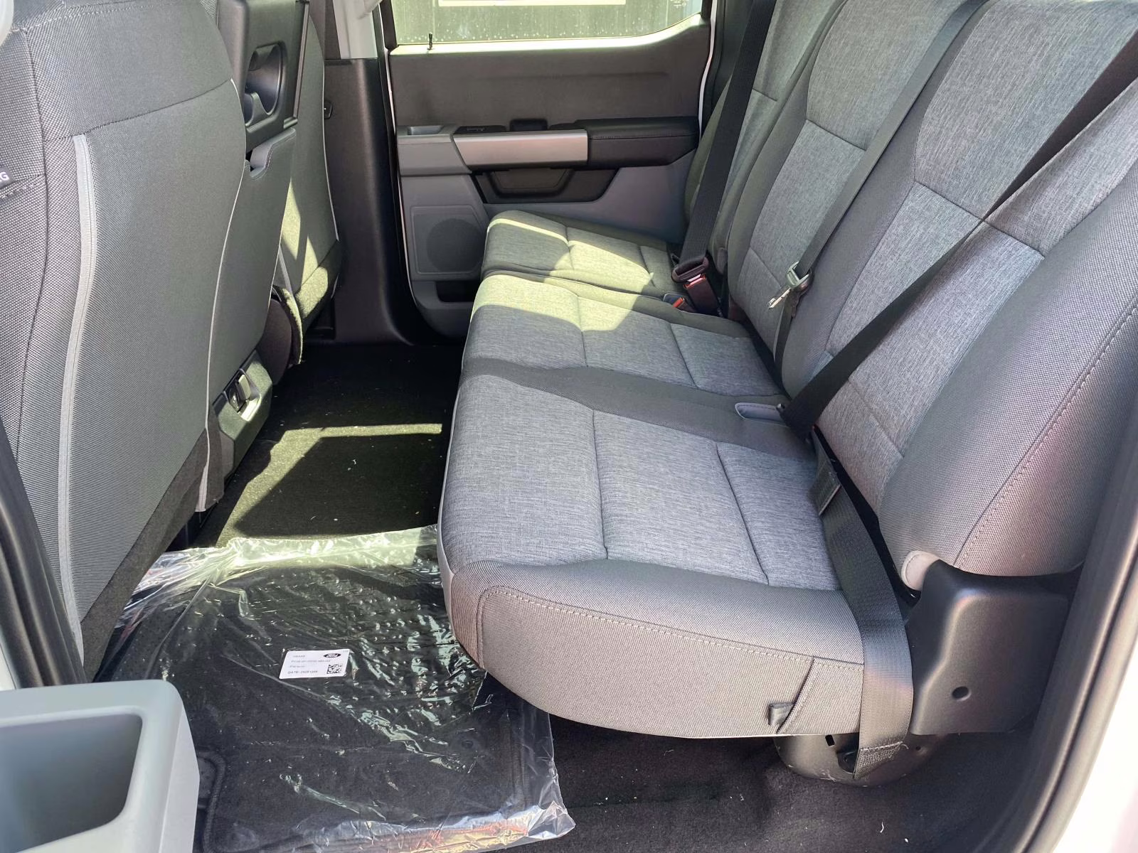 2026 Oxford White Ford Super Duty F-250 SRW XL 4X4 Truck